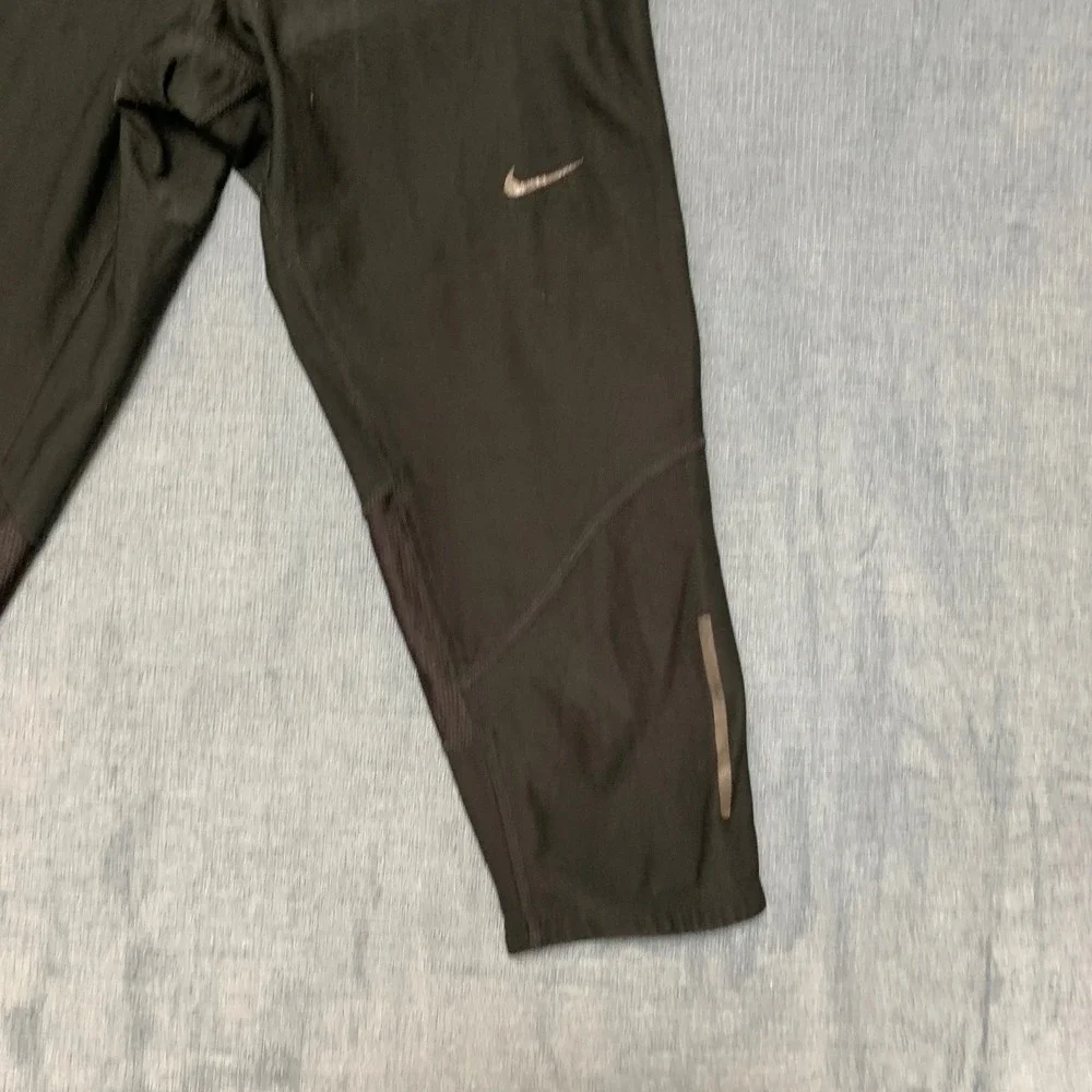 Nike Dri-FIT Capri Leggings Womens XS Black Running Yoga Gym Logo Activewear